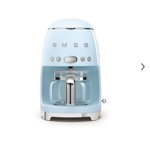 SMEG 10 cup coffee maker - NEW, NEVER OPENED